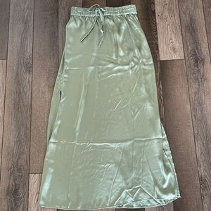 HM green satin dress size small, NEW and never worn